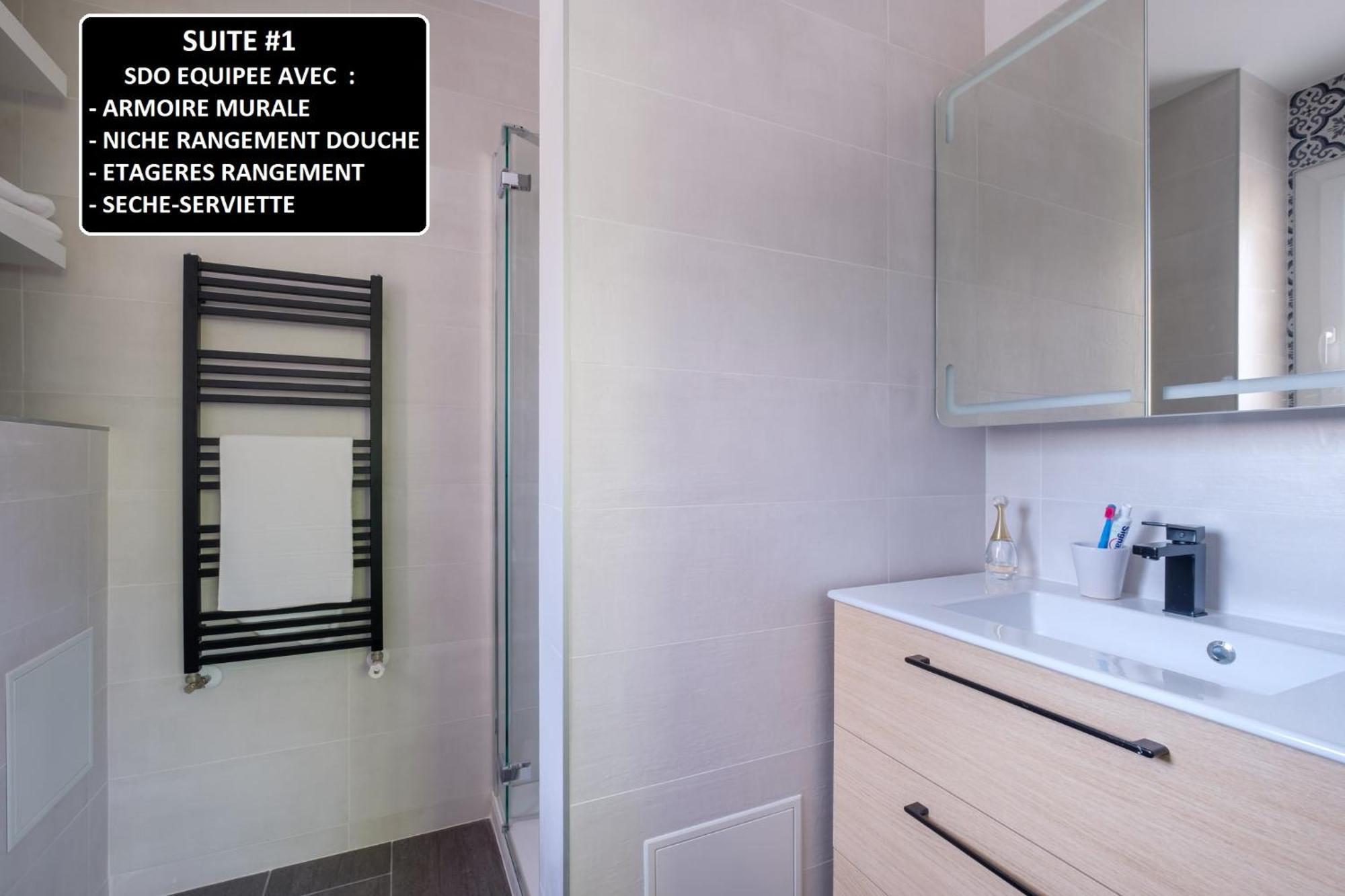 Appart 3 Suites-Chaque Suite Avec Sdo Wc Privatifs - Cuisine Commune Тассин-Ла-Деми-Луне Экстерьер фото